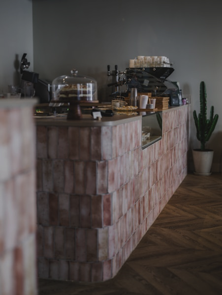 LOTHÉA CAFE(Branding)
